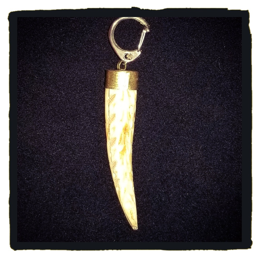 🆕️Carved Bone Keychain.